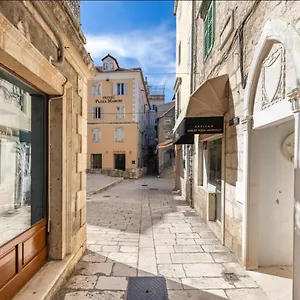 Luxury Prestige Palace **** Split